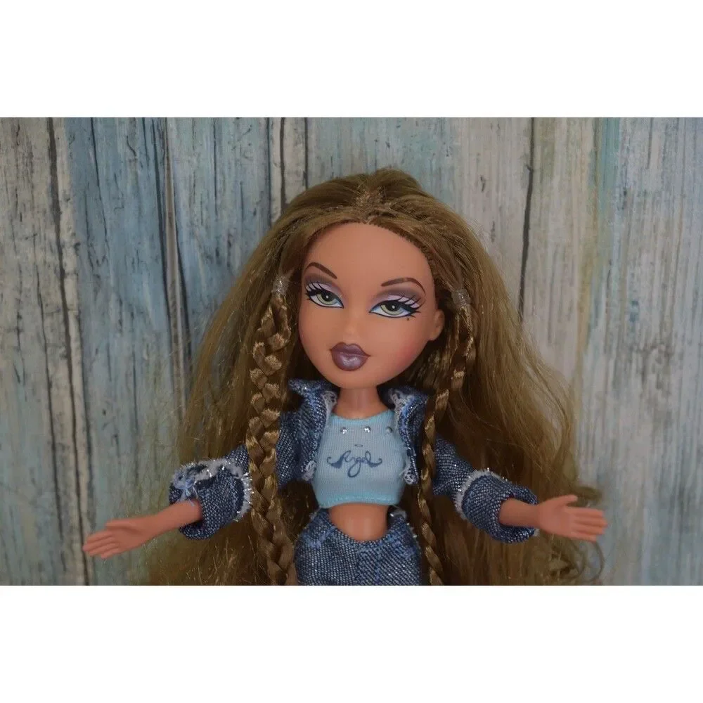 Bratz Doll Yasmin 2001 MGA In Cloe Denim Outfit Brown Hair Braids Vintage